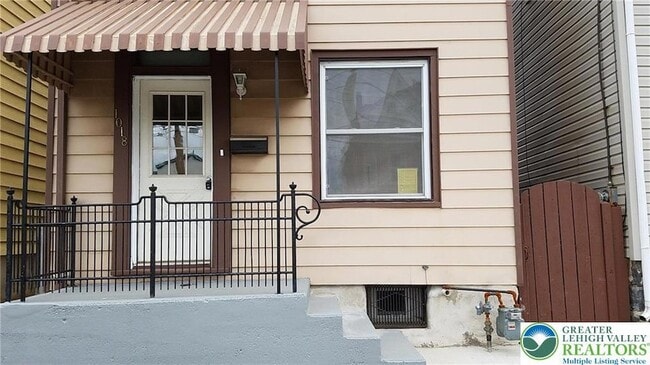 Primary Photo - 1018 Lehigh St