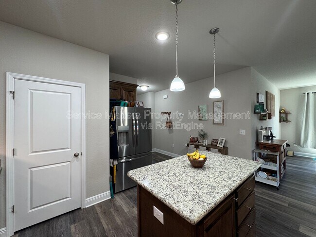 Building Photo - 5337 Parkside Dr