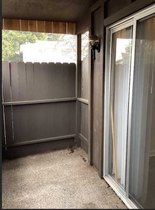 Building Photo - 615 Rancheria Dr