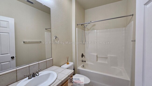 Building Photo - 4446 Menaggio Way