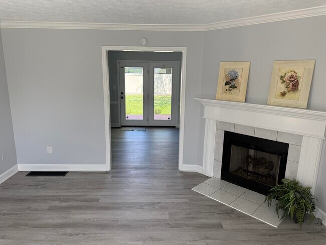 Building Photo - 2469 English Station Dr
