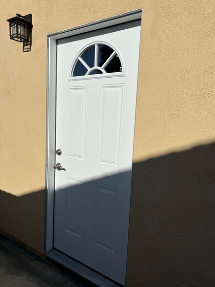 Building Photo - 9417 Tilmont St