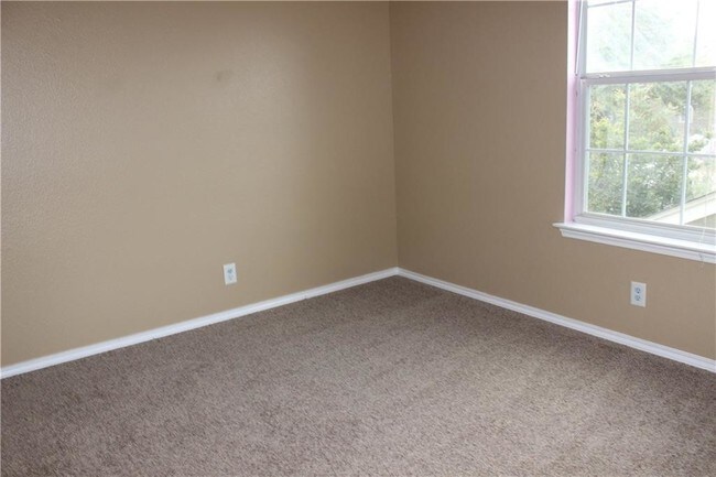 Building Photo - 386 McGarity