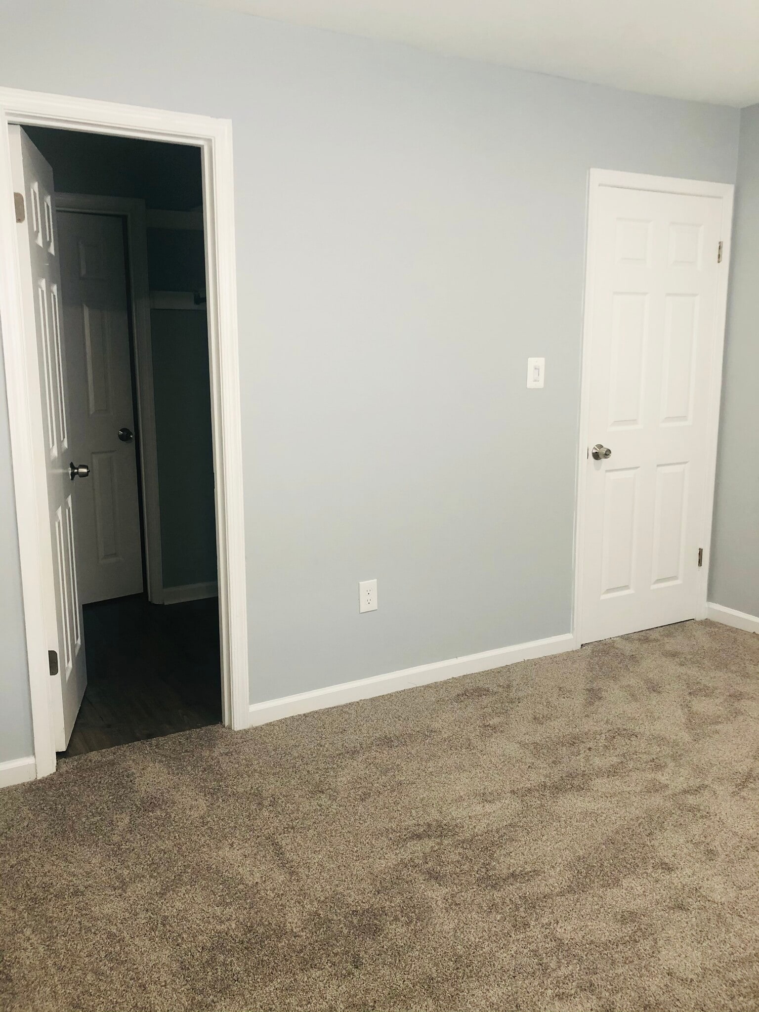 Room #1 - 1401 Key Pkwy