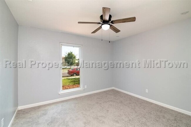 Building Photo - Stunning North Richland Hills