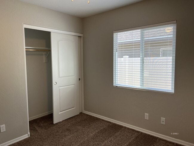 Building Photo - 1348 Roper Ln