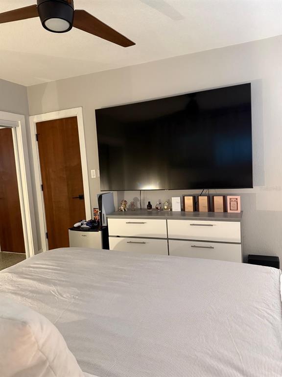 Building Photo - 402 Doolittle St