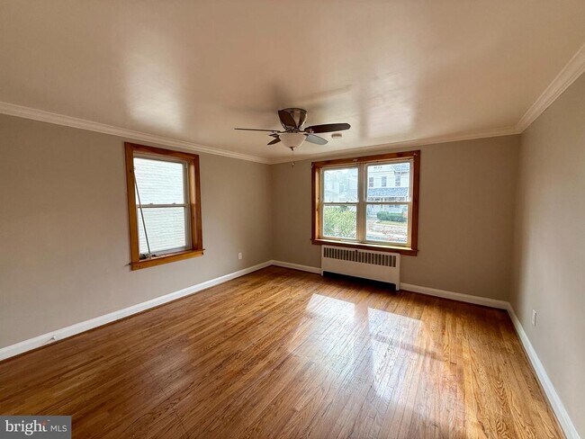 Building Photo - 313 W Lancaster Ave