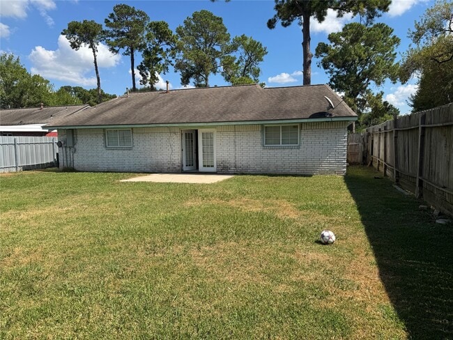 Building Photo - 9835 Eblen Dr