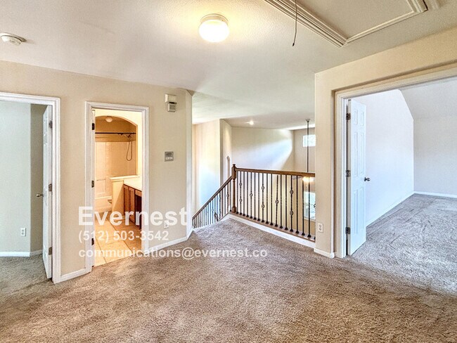 Building Photo - 4-Bedroom, 2.5-Bath Home with Easy Access ...