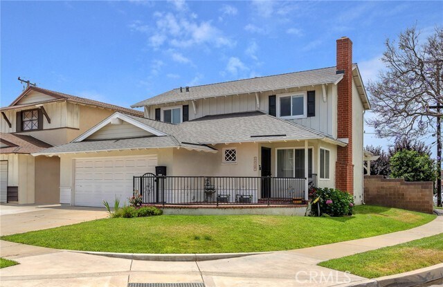 Building Photo - 24501 Cadiz Dr