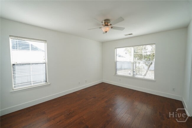 Building Photo - 77 Godley Park Wy