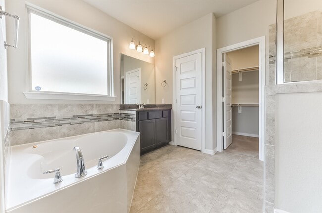 Building Photo - 8622 Marble Ter Ct