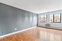 Building Photo - 6012 N Kenmore Ave