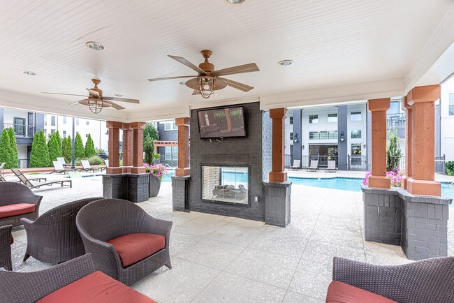 Building Photo - 419 Liberty Pike