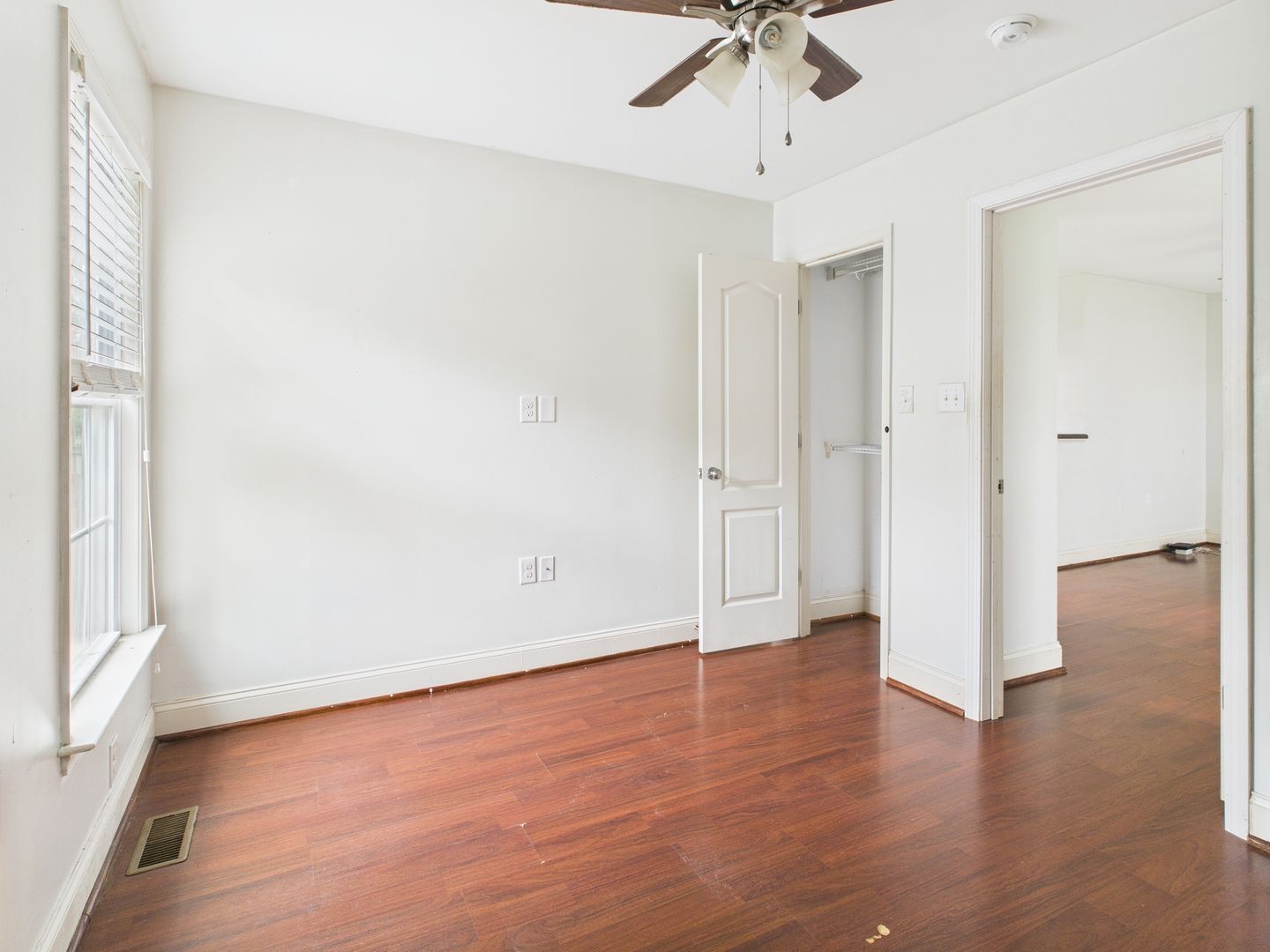 Building Photo - 1712 Kemper St