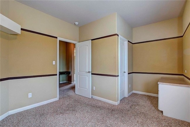 Building Photo - 2409 Santa Clara Ln
