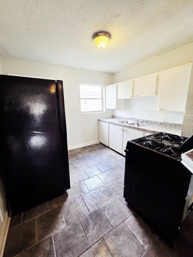 Building Photo - 1509 Sycamore St