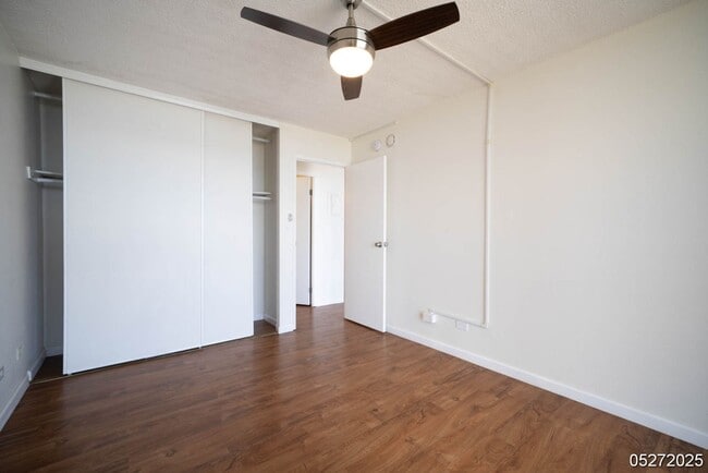 Building Photo - $2,350 / 1br - 552ft2 - Modern Comfort & Convenience 1BR/1BA/1PKG unit in Lele Pono Condo (Aiea)