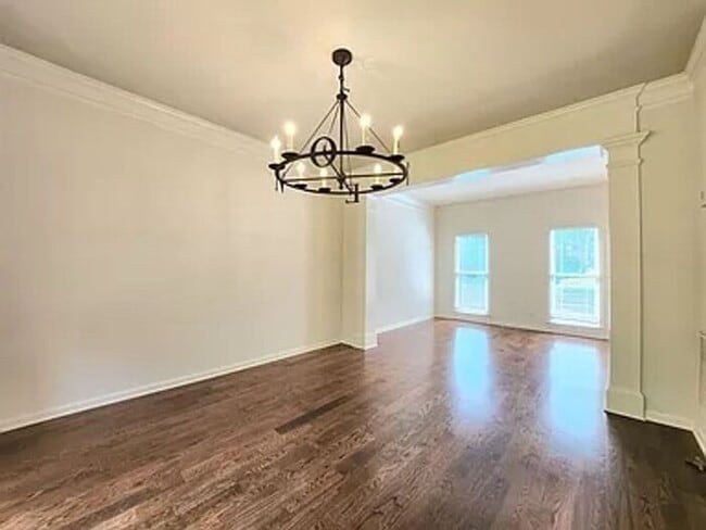 Building Photo - 10795 Cauley Creek Dr