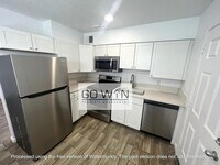 Building Photo - 1017 N 28th St