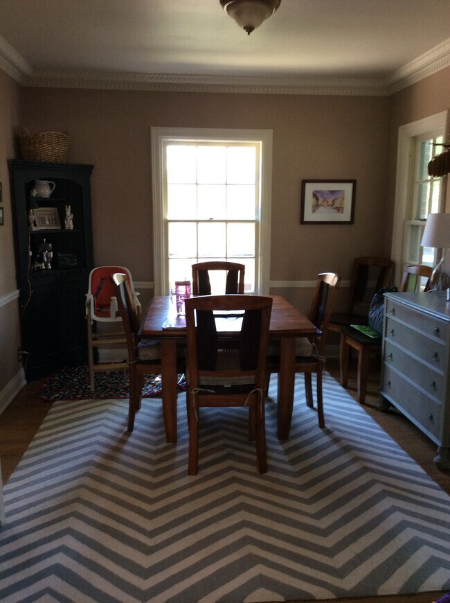 Building Photo - 6407 W Lloyd St