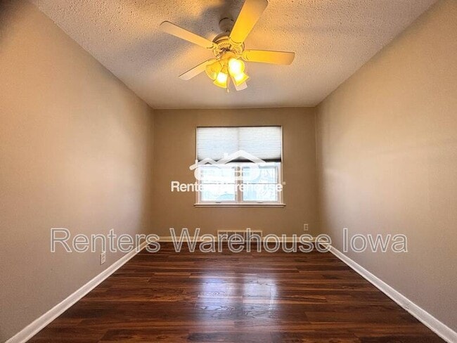 Building Photo - 1145 65th St