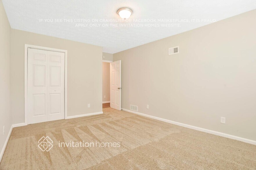 Building Photo - 277 Lancelot Way