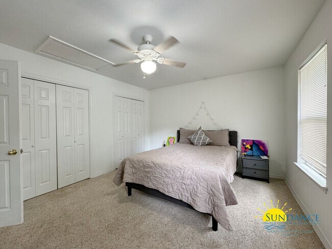 Building Photo - Downtown FWB Gem: Must-See Single Family H...