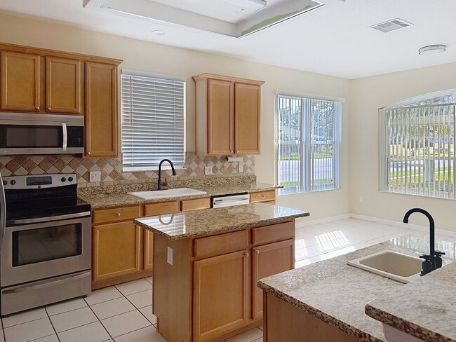 Building Photo - 2500 Trapside Ct