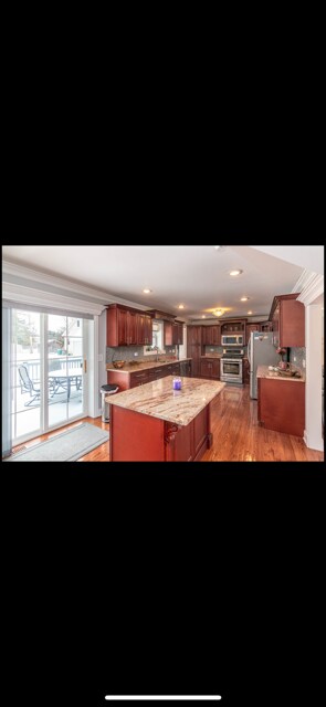 Building Photo - 927 S Charlotte St