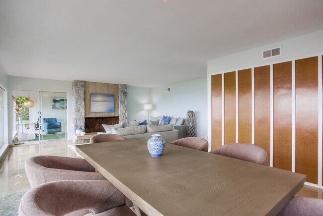 Building Photo - Modern Ocean View Home in La Jolla 4 Bed, 3 Bath