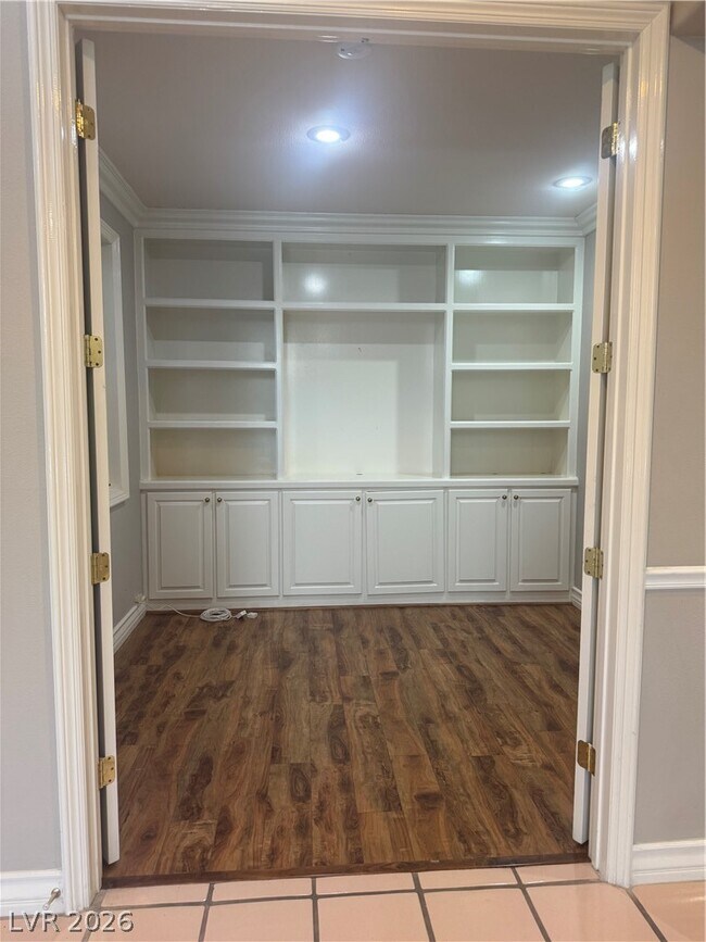 Building Photo - 3167 Lido Isle Ct