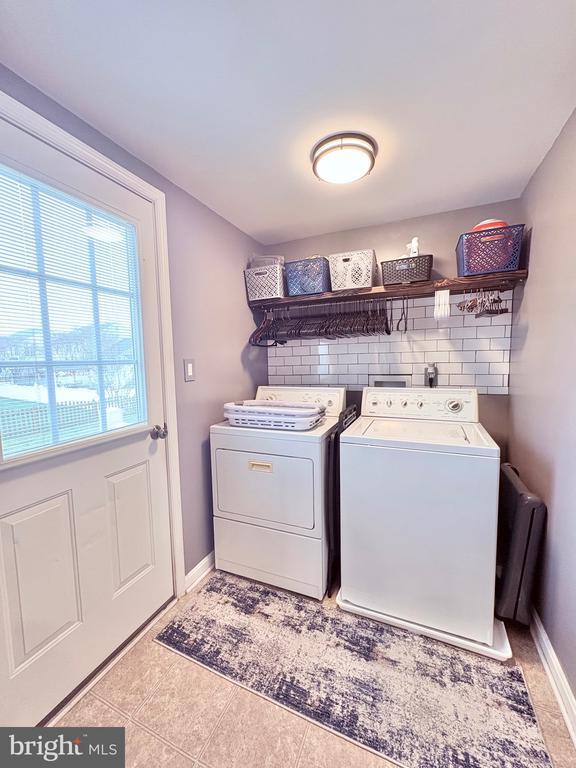 Building Photo - 39 Wild Rose Dr