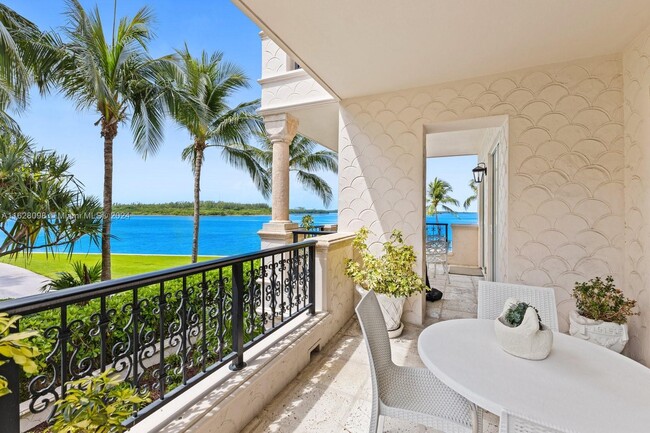 Building Photo - 5221 Fisher Island Dr