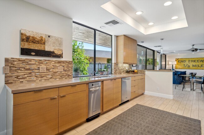 Building Photo - 78 Colgate Dr