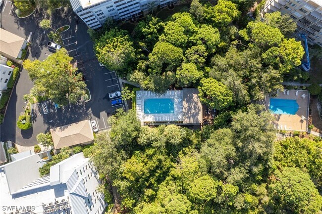 Building Photo - 285 Naples Cove Dr