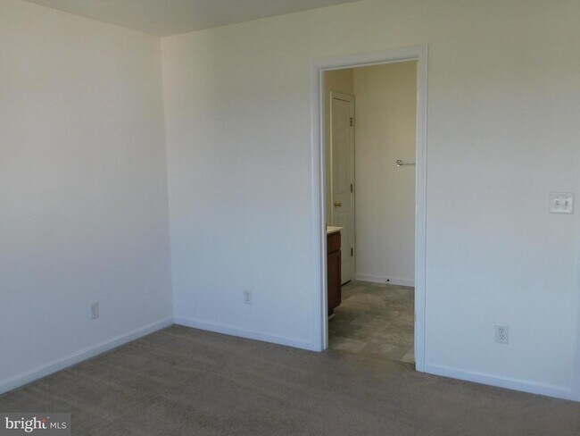 Building Photo - 131 Lighthouse Ln