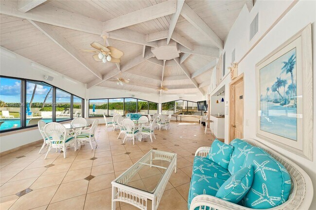 Building Photo - 3590 S Ocean Blvd