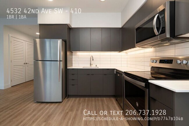 Building Photo - 4532 42nd Ave SW