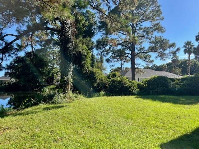 Building Photo - 2052 Shadow Lake Dr