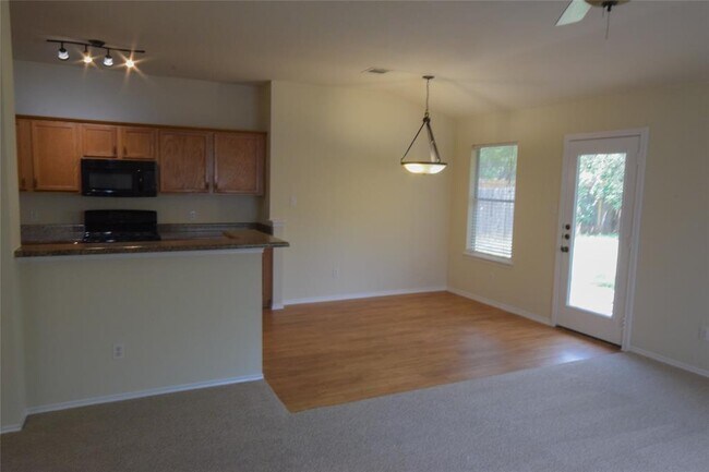 Building Photo - 3575 Rock Shelf Ln