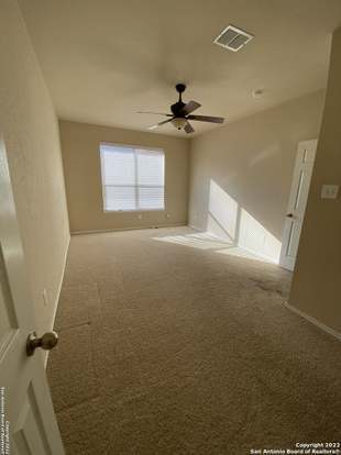 Building Photo - 5731 White Oak Cove