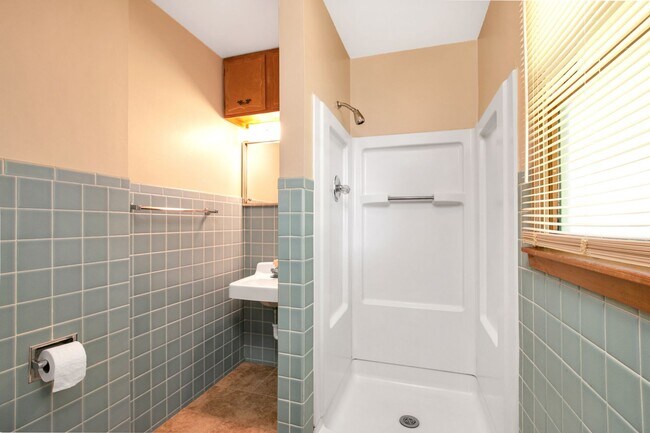 Building Photo - 1111 Wharton Manor Rd