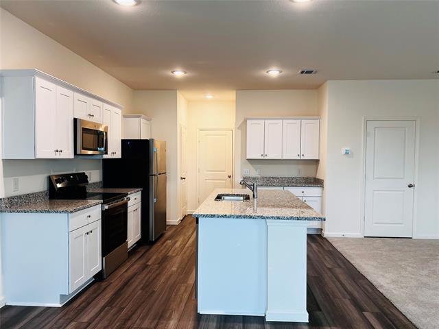 Building Photo - 2306 States St