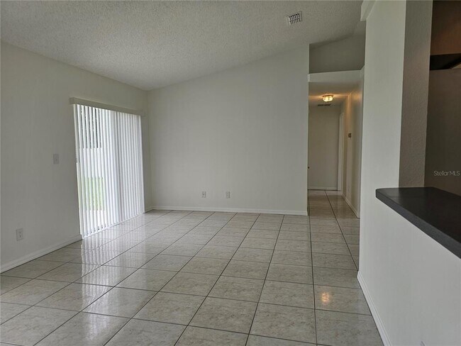 Building Photo - 13345 Pinyon Dr