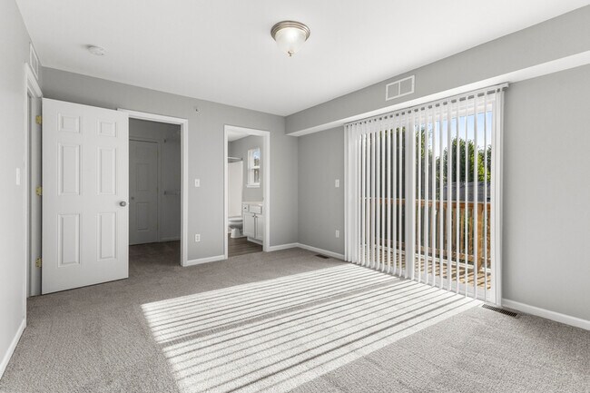Building Photo - 13181 Turnberry Ct