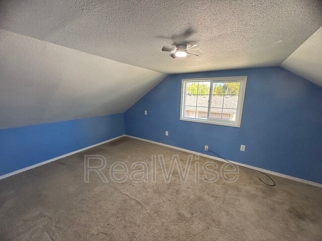 Building Photo - 1296 NW Keasey St