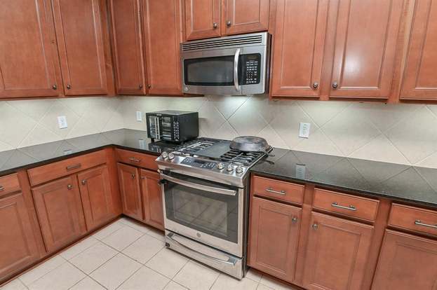 Building Photo - 4704 High Creek Ct