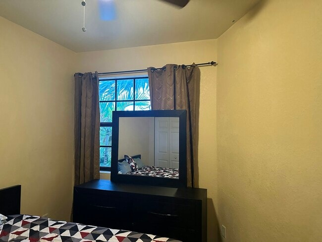 Building Photo - 5973 NW 56th Ct